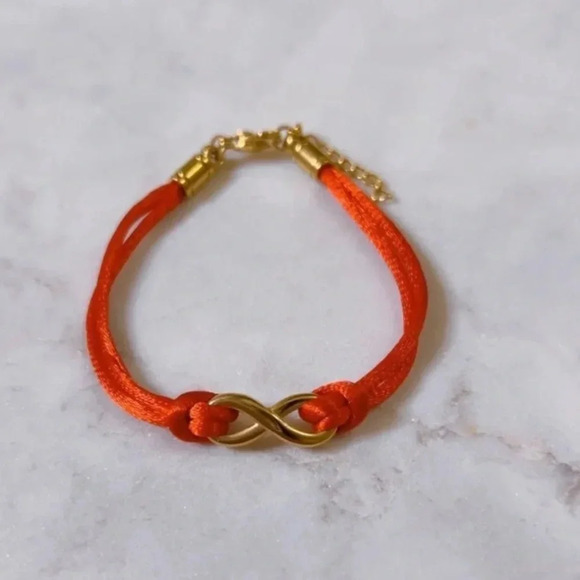 Infinity Red String Bracelet Titanium Steel Charm - Picture 1 of 1